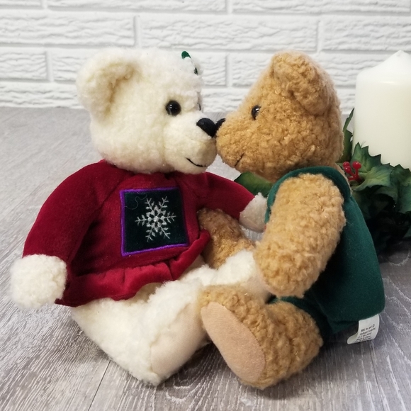 Hallmark Holiday kissing bears - Picture 10 of 12